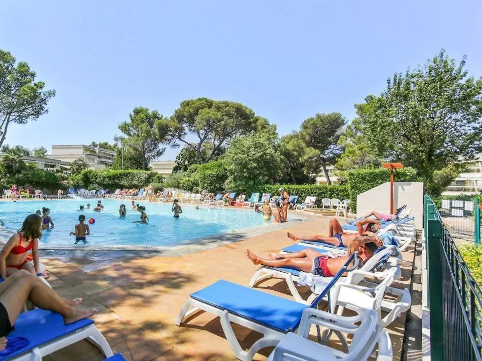 Residence Pierre Et Vacances De La Corniche D'Or Saint-Raphael  France